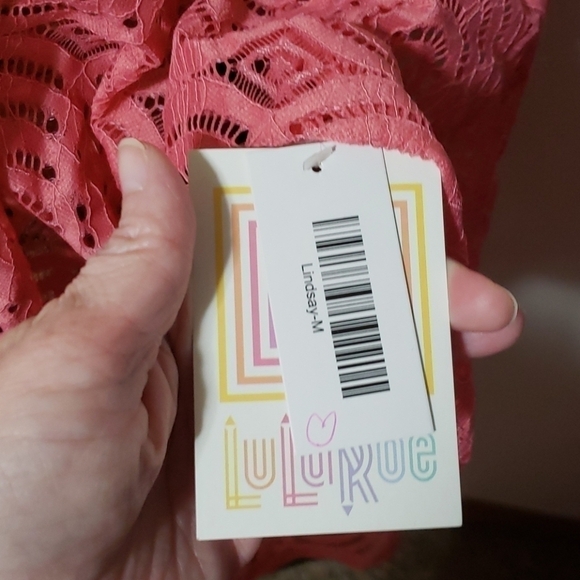 Nwt Rose pink lace lularoe medium lindsay - Picture 3 of 5
